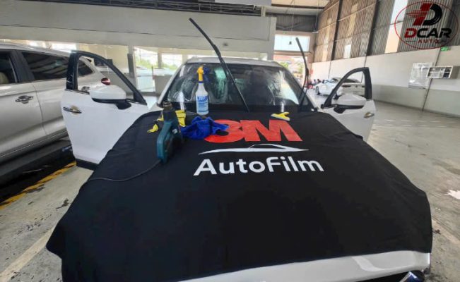 Dịch vụ Dán phim cách nhiệt ô tô 3M Quận 12 thi công tận nơi cho quý khách hàng.