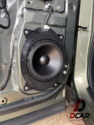 Độ loa nâng cấp âm thanh xe hơi Dcar Auto Quận 12 chuyên nghiệp