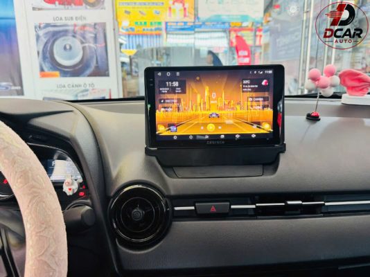 Màn hình Zestech tích hợp phần mềm giọng nói KiKi lắp đặt xe Mazda 2 2024.