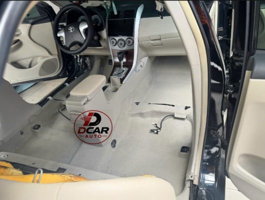 Dcar Auto địa chỉ Lót Sàn Xe Ô Tô Ở Quận 12 uy tín,chất lượng,lắp đặt ôm sát cực kỳ thẩm mỹ.