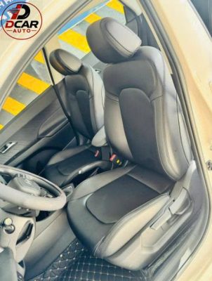 Dcar Auto chuyên phụ kiện xe Huyndai Accent 2025 chính hãng.