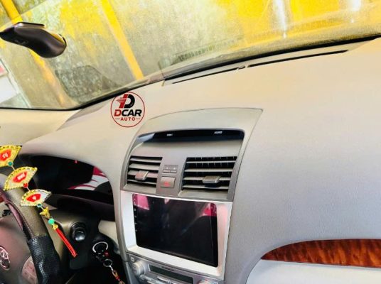 Bọc taplo xe Toyota Camry 2011 chất liệu da cao cấp.