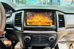 Màn hình Ford Ranger XLS 2019