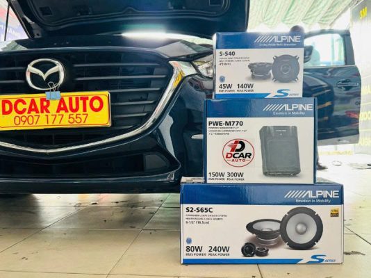 Nâng cấp âm thanh Mazda 3 cấu hình âm thanh loa Alpine gồm loa sub điện,loa cánh và loa trung tâm.