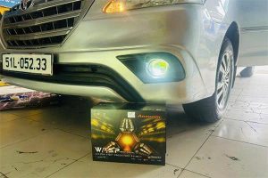 Bi led gầm Toyota Innova 2015 Aozoom Wasp