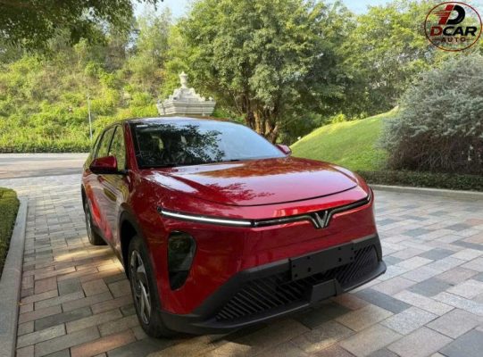 Dán phim cách nhiệt Vinfast Limo Green