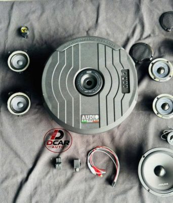 Nâng cấp hệ thống âm thanh cao cấp ALpine Nhật Bản và Sub điện của Italia.