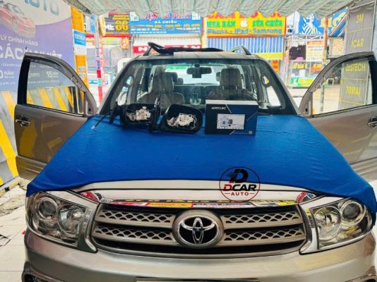 Gập gương tự động Fortuner 2011 độ gương điện chính hãng.