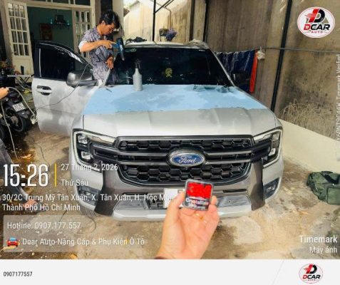 Dán phim cách nhiệt 3M Ford Ranger phim 3M Crystalline cao cấp nhất hãng 3M.