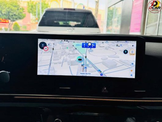 Bản đồ chỉ đường cảnh báo tốc độ Việt Map Live tích hợp màn hình xe Kia Carnival