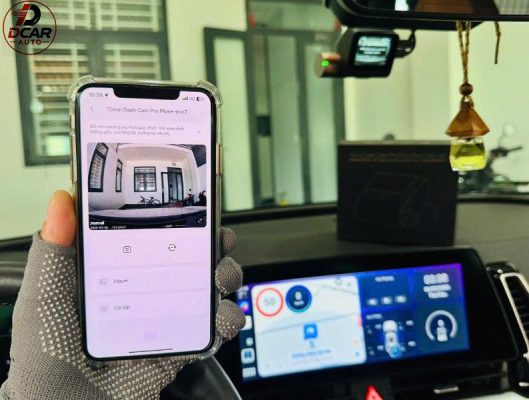 Camera hành trình 70mai A500S tích hợp xem dữ liệu trên điện thoại.