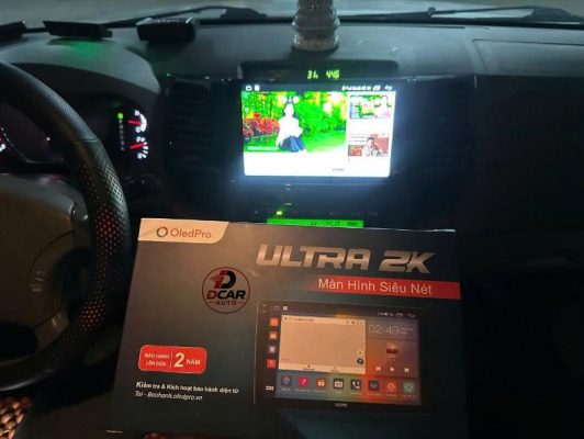 Màn Hình Toyota Fortuner tích hợp bản đồ chỉ đường cảnh báo tốc độ.