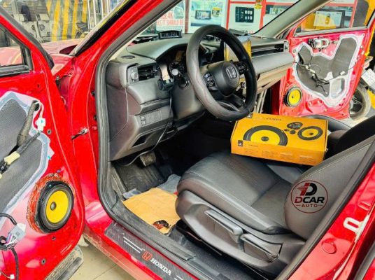 Cặp loa cánh JL Audio C1 650 cao cấp.