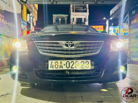 Nâng cấp Toyota Camry lên đèn gầm siêu sáng.