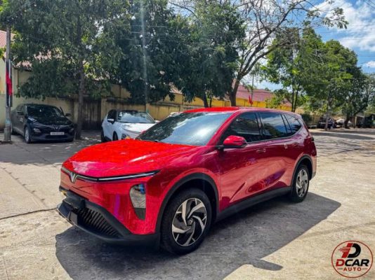 Dcar Auto chuyên dán phim cách nhiệt Vinfast Limo Green