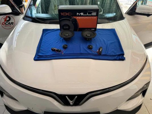 Loa Vinfast VF6 chính hãng