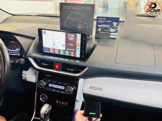 Android box chuyển đổi màn hình nguyên bản Toyota Veloz sang màn hình android,tích hợp bản đồ chỉ đường cảnh báo tốc độ.
