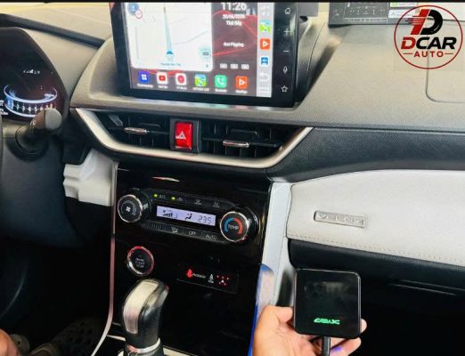 Android box Toyota Veloz kết hợp hệ thống camera hành trình ghi hình toàn cảnh trước và sau xe.