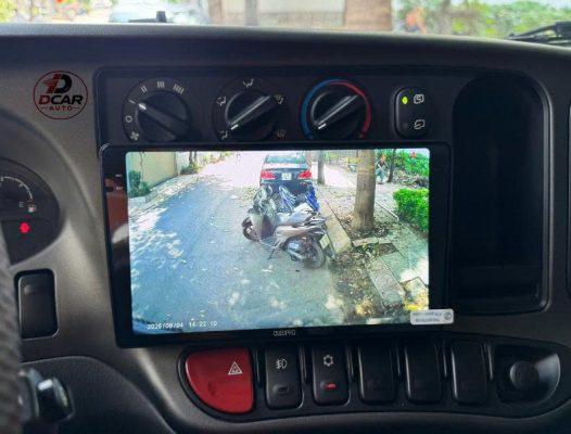 Camera hành trình Hyundai N250SL tích hợp vào màn hình