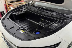 Cốp trước Vinfast MPV7