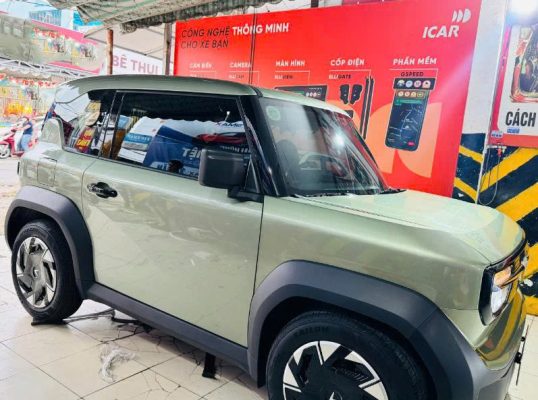 Lắp phụ kiện Vinfast VF3 Quận 12 dán phim cách nhiệt Vinfast VF3 tại Dcar Auto.