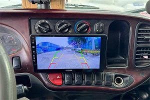 Màn hình xe tải Hyundai HD99