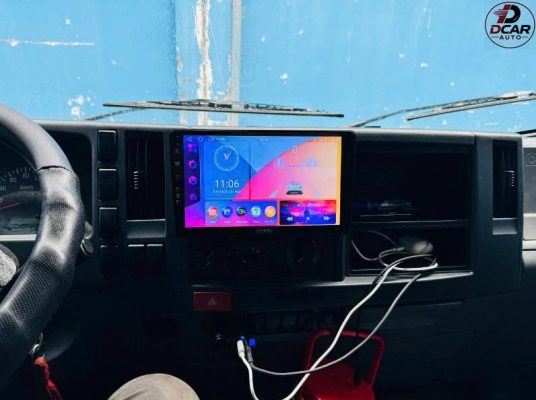 Màn hình xe tải Isuzu QKR 210